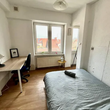 Kwatera prywatna Comfy, And Small In