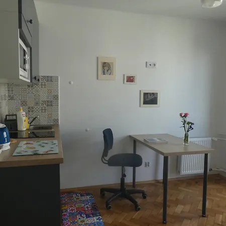 Yellow Dragon Apartment