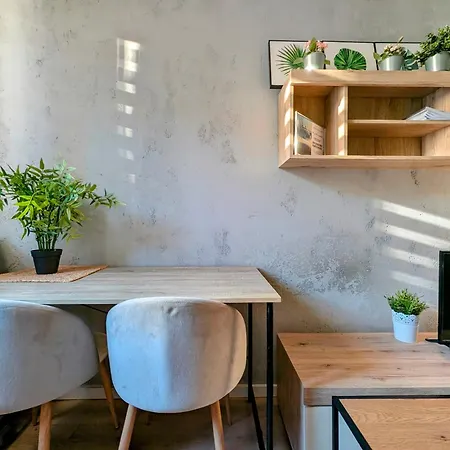 Krolowej Jadwigi 9 By Homeprime Apartment