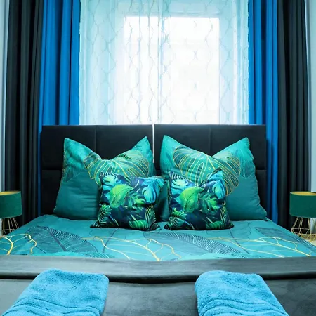 Apartment Glamour *