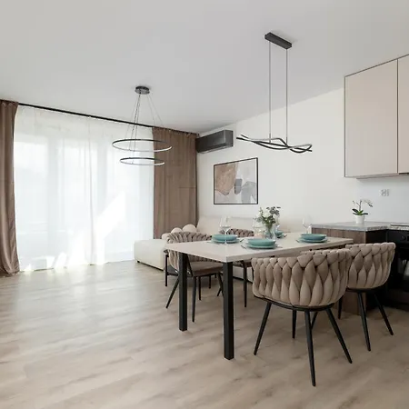 Wislane Tarasy Lux Cracow By Renters Prestige Krakow