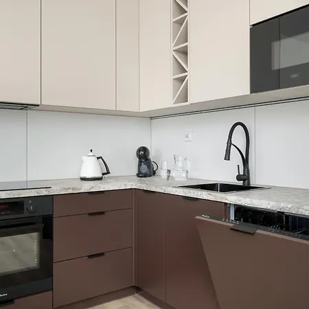 Apartment Wislane Tarasy Lux Cracow By Renters Prestige Krakow