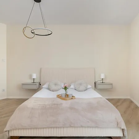 Wislane Tarasy Lux Cracow By Renters Prestige * Krakow
