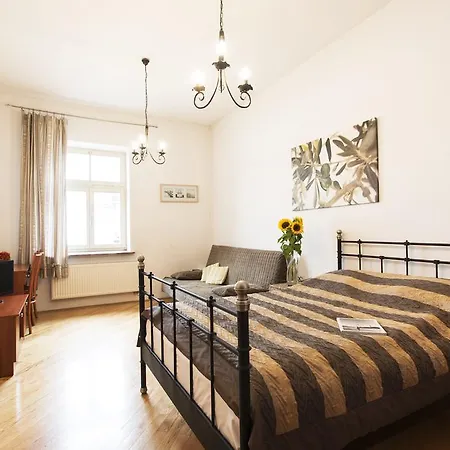 Sodispar Mikolajska Old Town Apartment *
