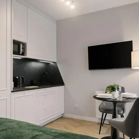 Apartment Metropolis *