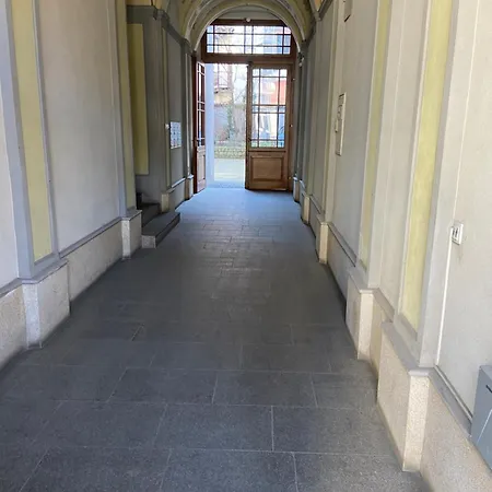 Uno Hostel