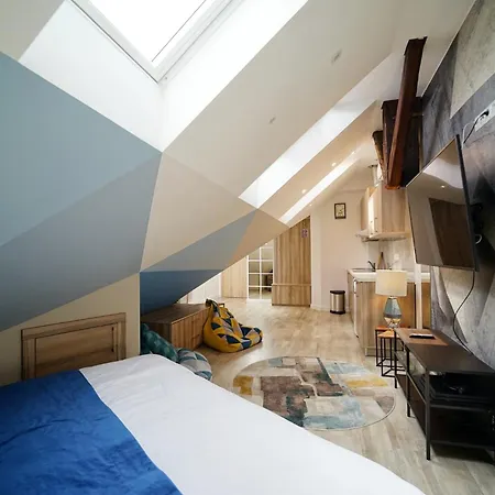 Perfect Place To In Center Apartment