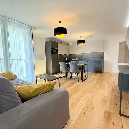 Apartment Vistula Avenue Free Parking, Swimming Pool, Sauna & Gym *