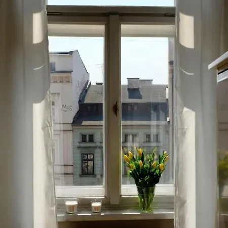 Perfect Place To In Center Apartment *
