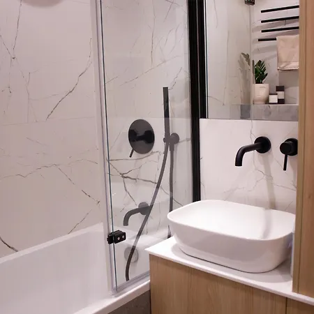 شقة Vistula Nest Two Bedroom Apartment Near Kazimierz كراكوفيا