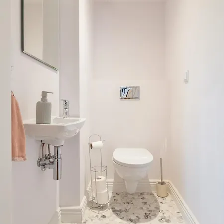 Apartment Charming 2-level Loft In Cracow *