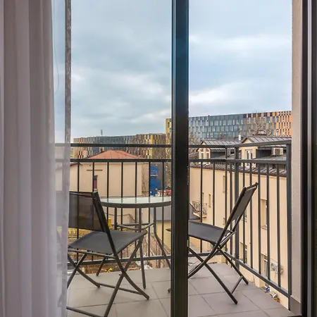Apartament Iron