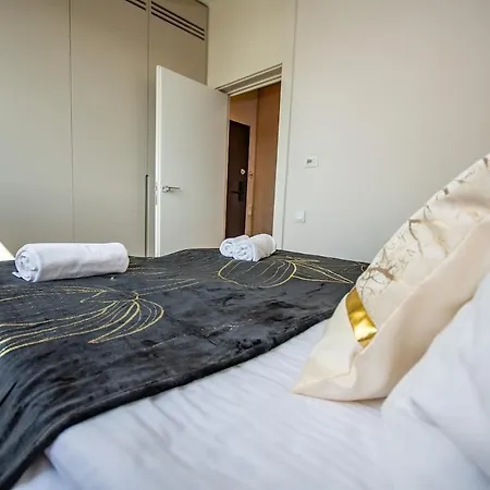 Inpoint 2-rooms With Bath, Balcony, Parking And View - Wawel Castle *
