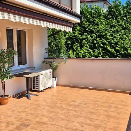 Apartment With Terrace And Garage Krakow