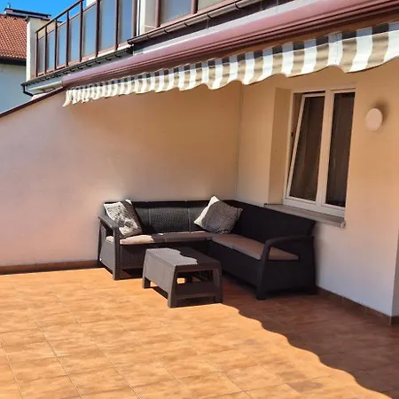 With Terrace And Garage Apartment Krakow