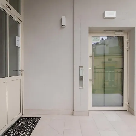 Cosy With Air Conditioning By Renters * Kraków