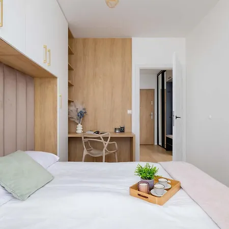 Lema 19 Stylowy W Zielonej Okolicy & Parking By Renters Apartment