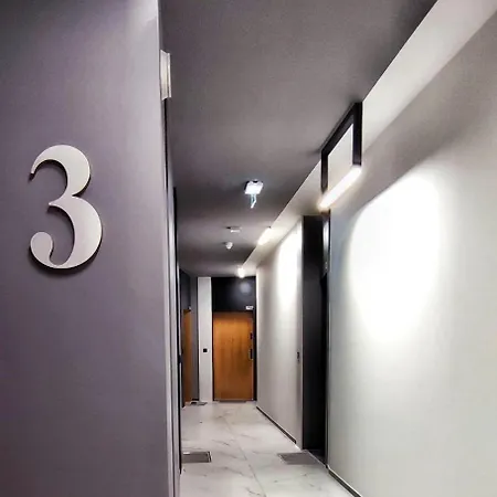 M Apartment *