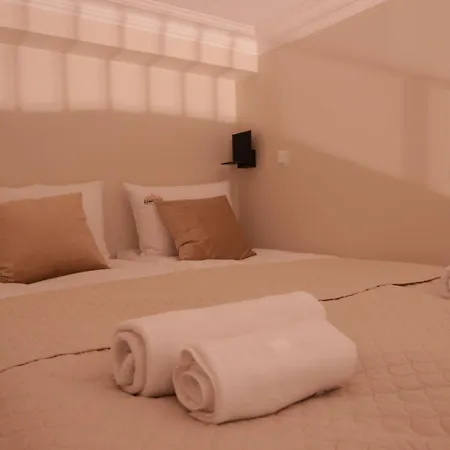 Apartment Old Town Charm & Chic By Downtown *