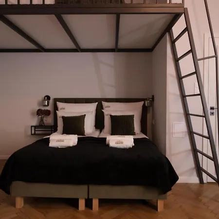 Old Town Charm & Chic By Downtown Apartment Krakow