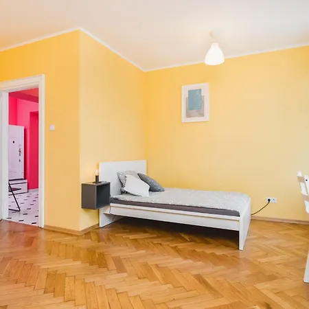 Modern Urban Escape - Old Town - By Upstairs Krakow