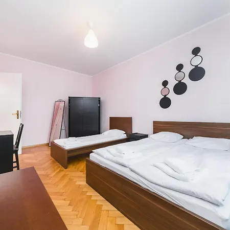 Modern Urban Escape - Old Town - By Upstairs * Krakow