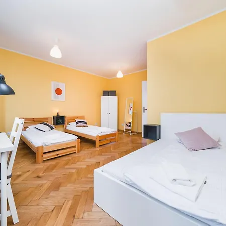 דירה Modern Urban Escape - Old Town - By Upstairs