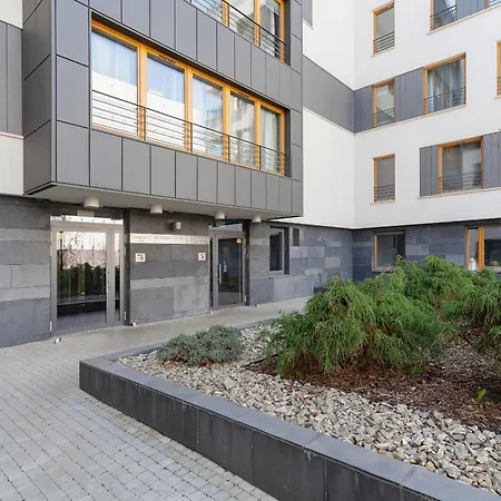 2- Bedroom Premium Masarska By Renters Prestige Apartment *