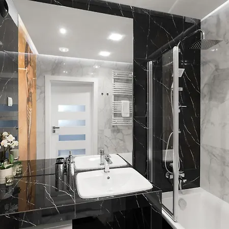 2- Bedroom Premium Masarska By Renters Prestige Apartment *