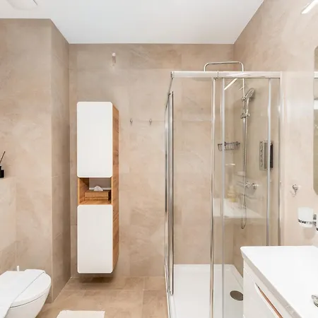 Noble Luxury Apartament *