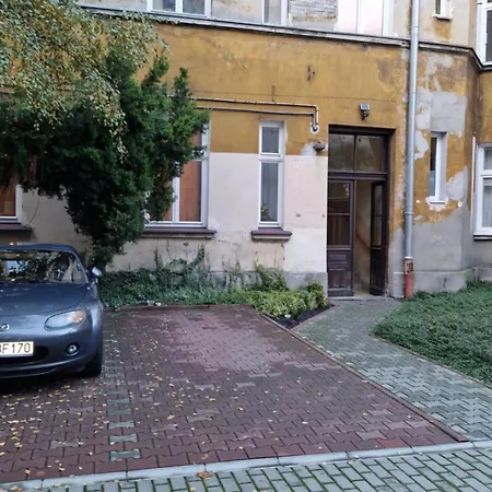 St Gertruda Free Parking Citybeat#2