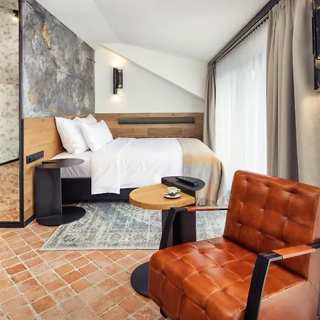 Aparthotel Nomadic Urban Premium