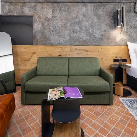 Nomadic Urban Premium Aparthotel *