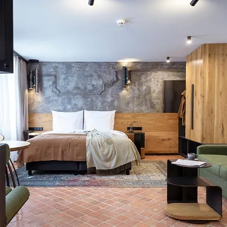 Nomadic Urban Premium Krakow