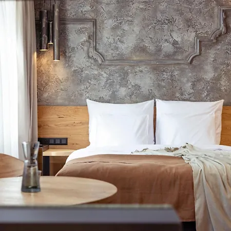 Nomadic Urban Premium * Krakow