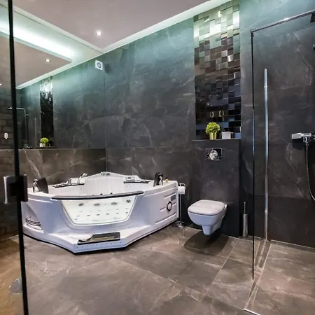 Jacuzzi & Relax By Leo Old Town Apartament