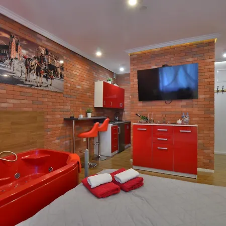 Apartment Jacuzzi Red *