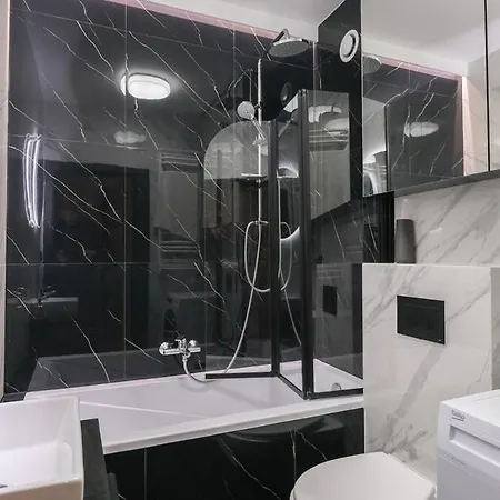 Apartment Mogilska Modern - Free Parking - By Hosty