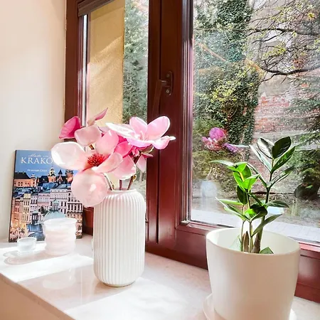 Apartment Secret Garden - Wonderful Centre - Ground Floor - Quiet Location *