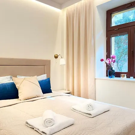 Secret Garden - Wonderful Centre - Ground Floor - Quiet Location * Krakow