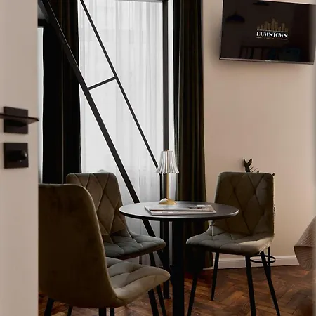 Apartment Old Town Charm & Chic By Downtown