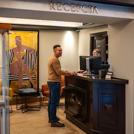 Senacki Hotel
