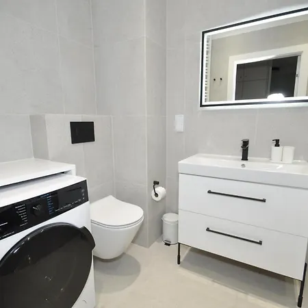 Mysliwska Solar Garden Premium Wawelofts - Free Garage Apartment
