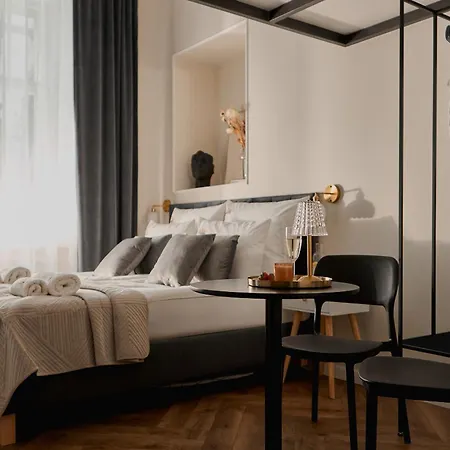 Old Town Charm & Chic By Downtown Apartment Krakow