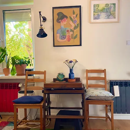 Your Cozy Hideaway Krakow Apartment *