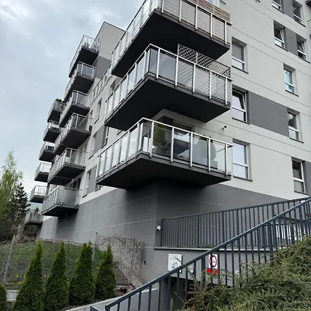 Apartment Centre *
