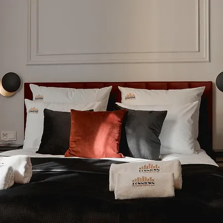 Apartment Old Town Charm & Chic By Downtown *