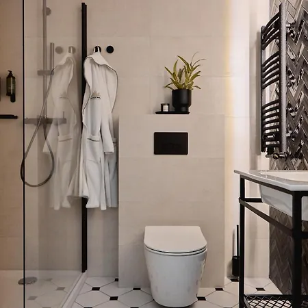 Old Town Charm & Chic By Downtown *