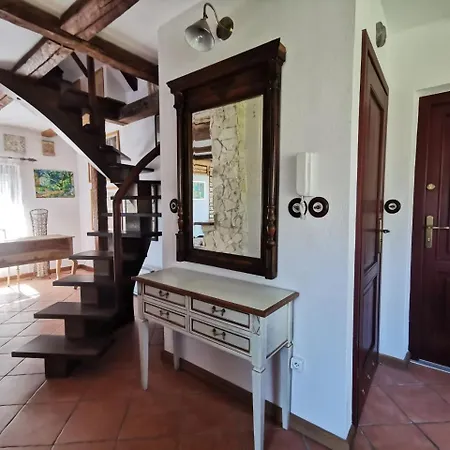 Apartment Samotnia W Ogrodzie *