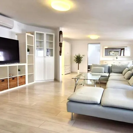 Imperial 110 M2, 4 Rooms, Old Town, 300m Wawel Apartamento Cracovia